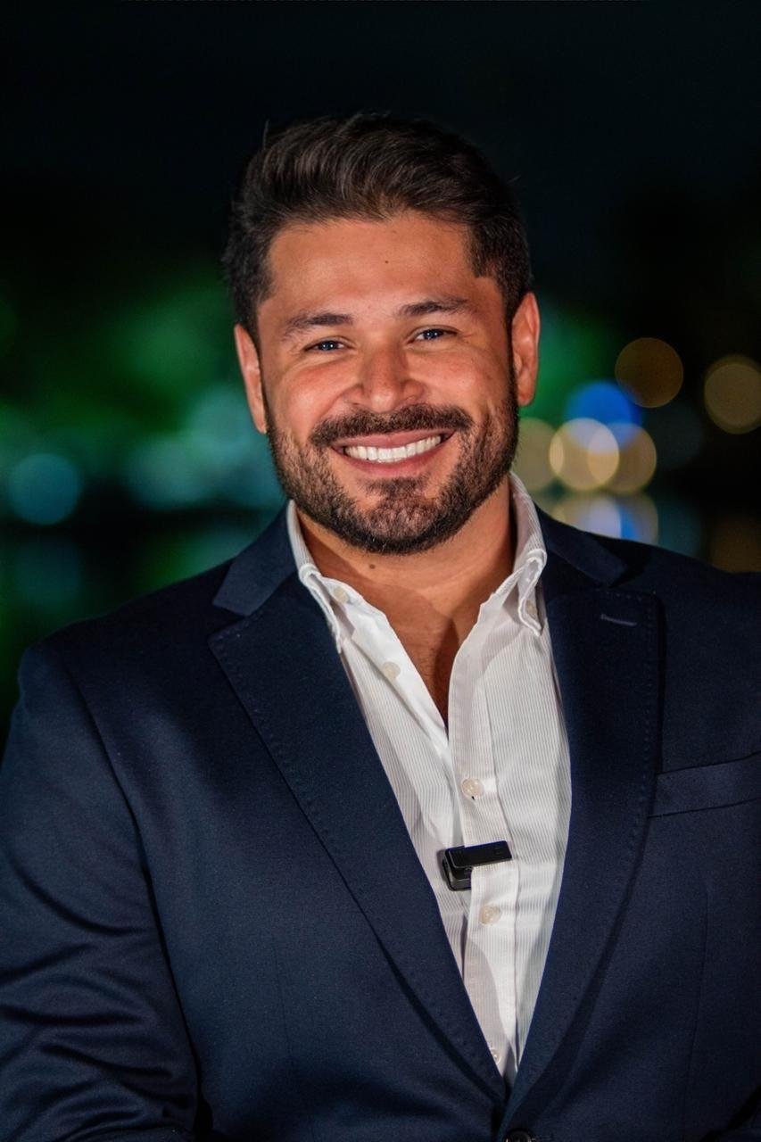Dr. Lohan Soares — Endocrinologista e Metabologista